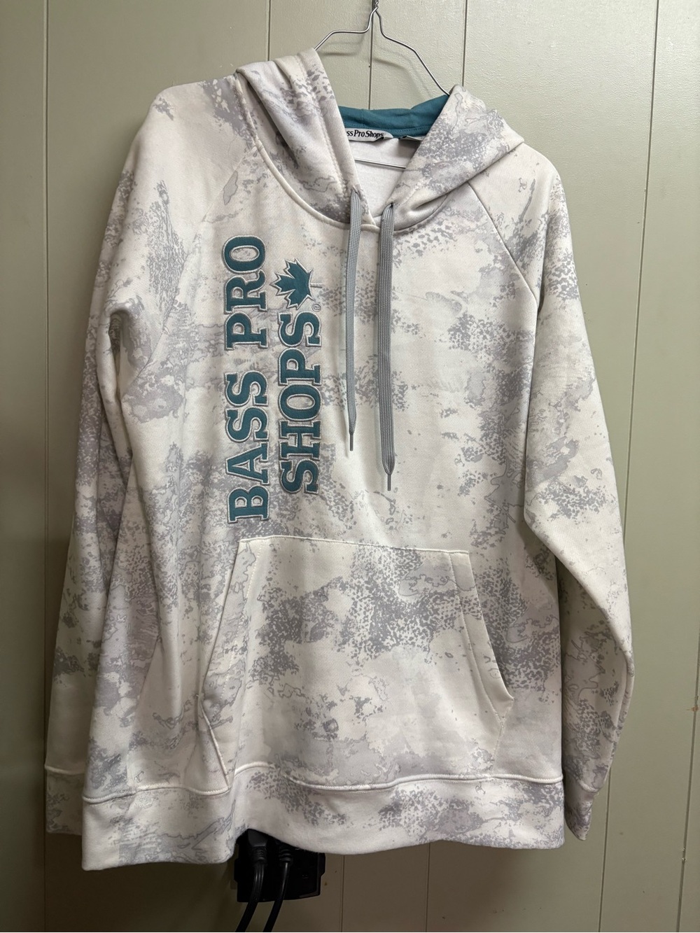 Bass Pro Shops Teal and Light Gray Camo Hooded Pullover